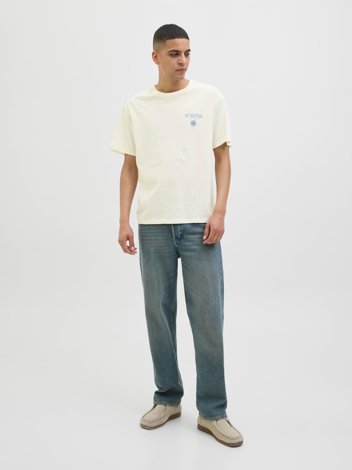 model_shot-front_full